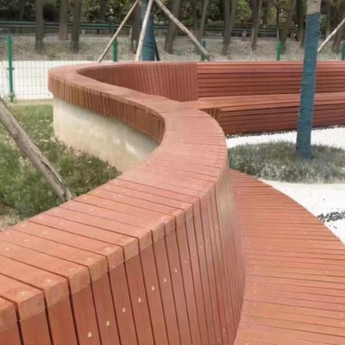 洛阳户外共挤木塑地板施工|木塑地板材料被广泛应用于洛阳园林景观、地板、护拦、花箱等场地