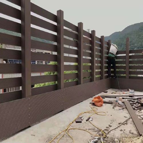 洛阳木塑地板栈道铺设工程|广泛适用于洛阳公园等公共休闲区洛阳公园平台、休闲广场、小区社区