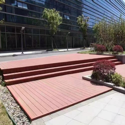 洛阳户外共挤木塑地板施工|木塑地板材料被广泛应用于洛阳园林景观、内外墙装饰、花池等场地