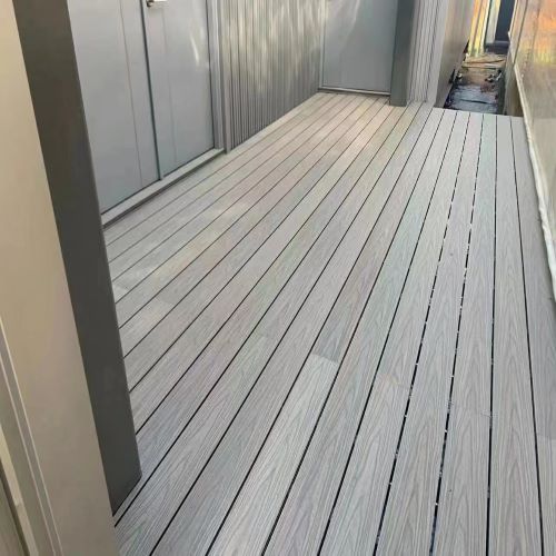 洛阳家庭客户小院地板露台应用